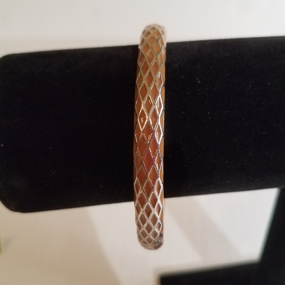 Lia Sophia stretchy bangle j378